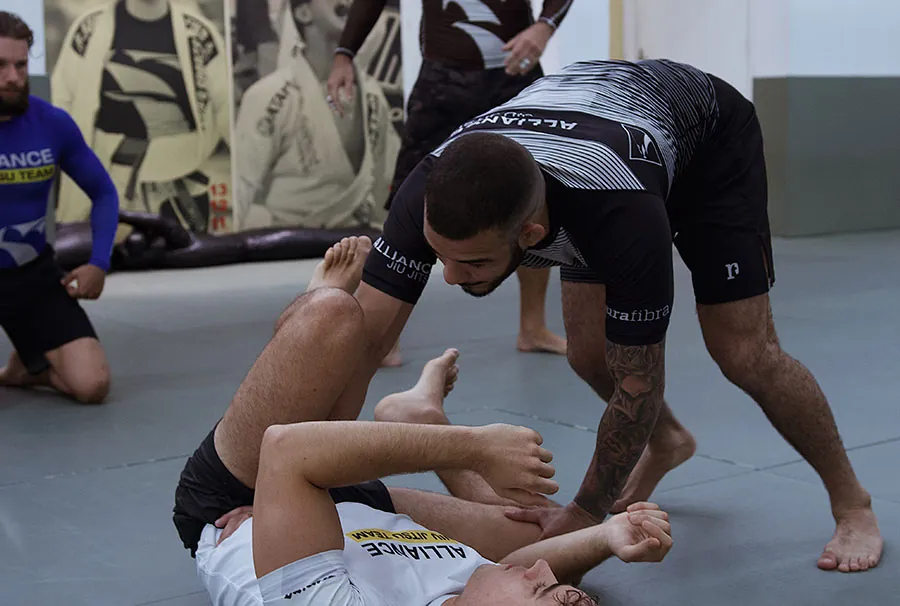 Treino técnico de JIU JITSU No Gi